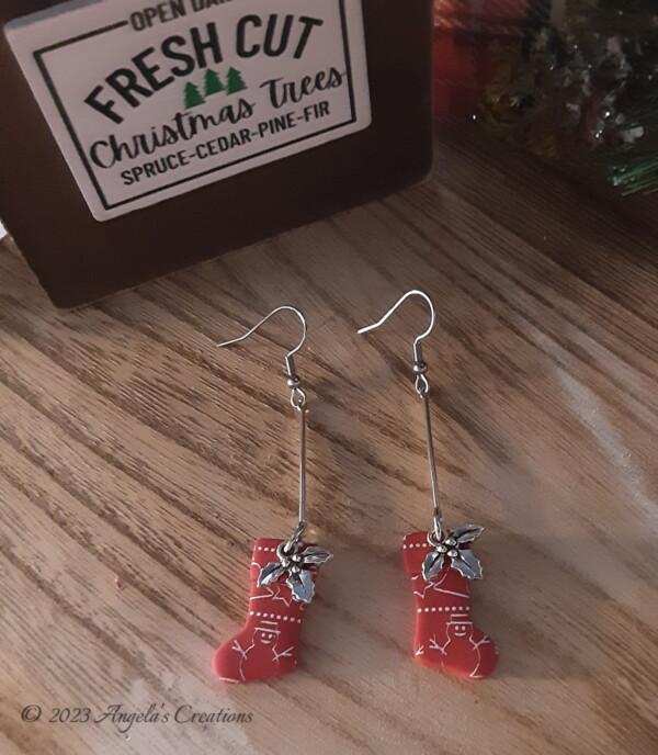 Red Stocking Dangle Earrings - 5881