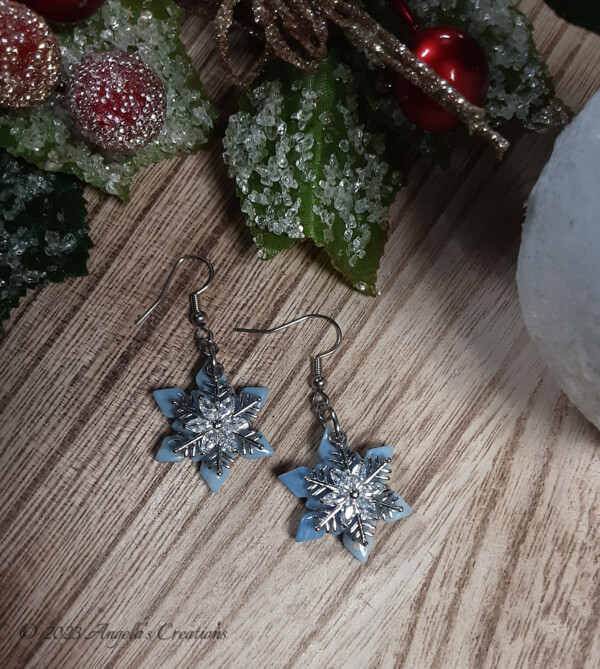 Blue Marbled Snowflake Dangle Earrings - 7086