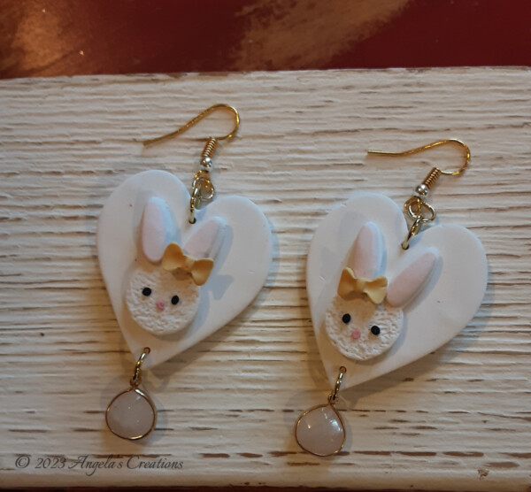 Bunny on Heart Dangle Earrings -7625