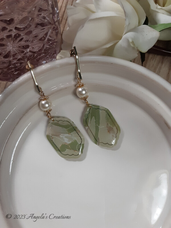 Green Marbled Dangle Earrings - 7001