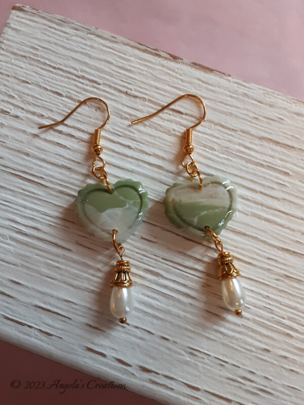 Green Marbled Heart Dangle Earrings7521