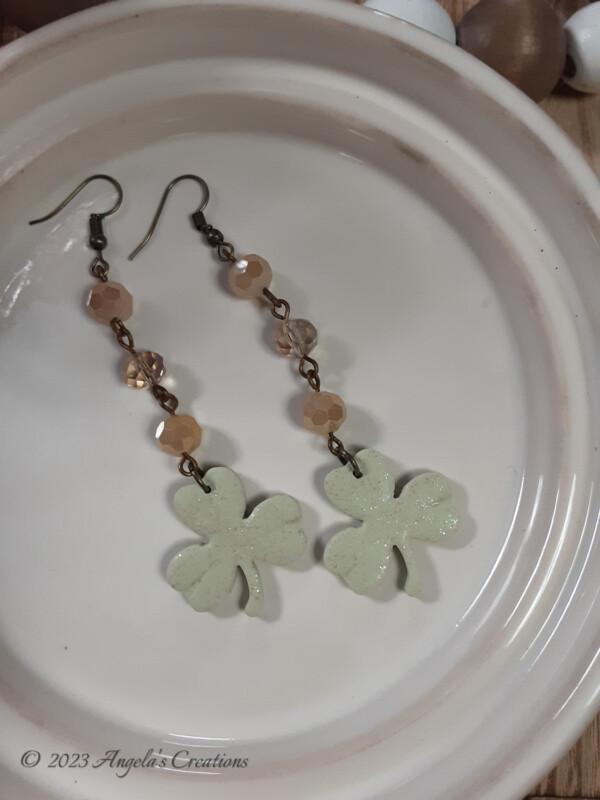 Light Green Shimmering Clover Dangle Earrings - 7019