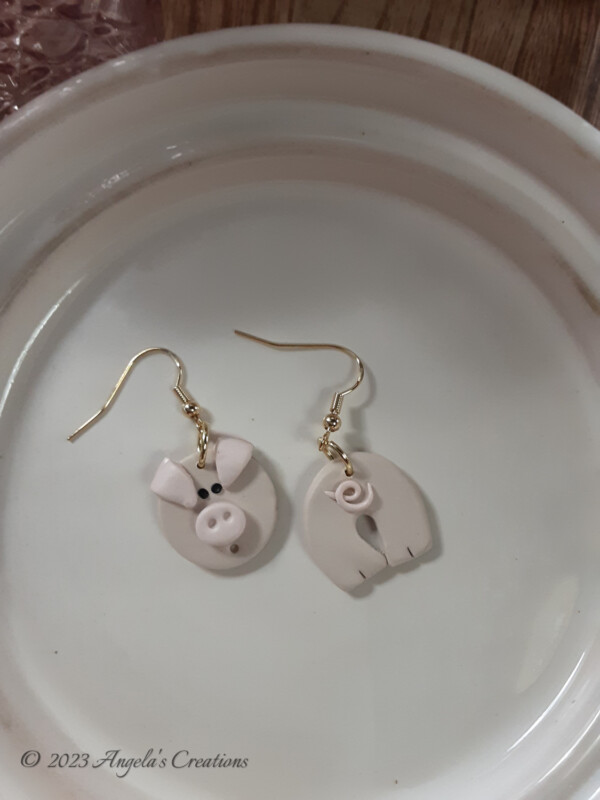 Piggy Dangle Earrings - 7180