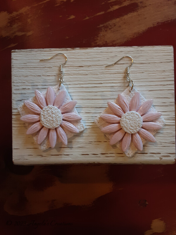 Pink Daisy Dangle Earrings-7612