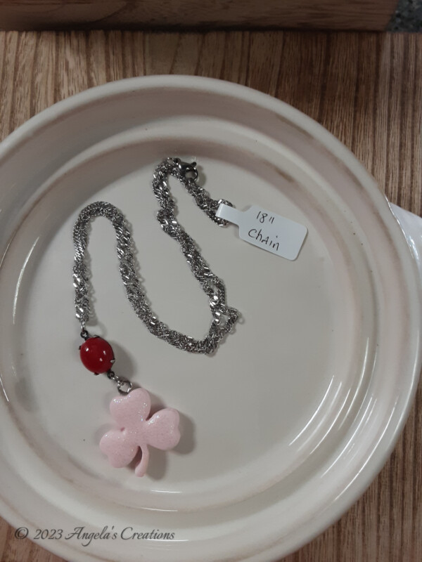 Pink Shimmering Clover Necklace - 7154