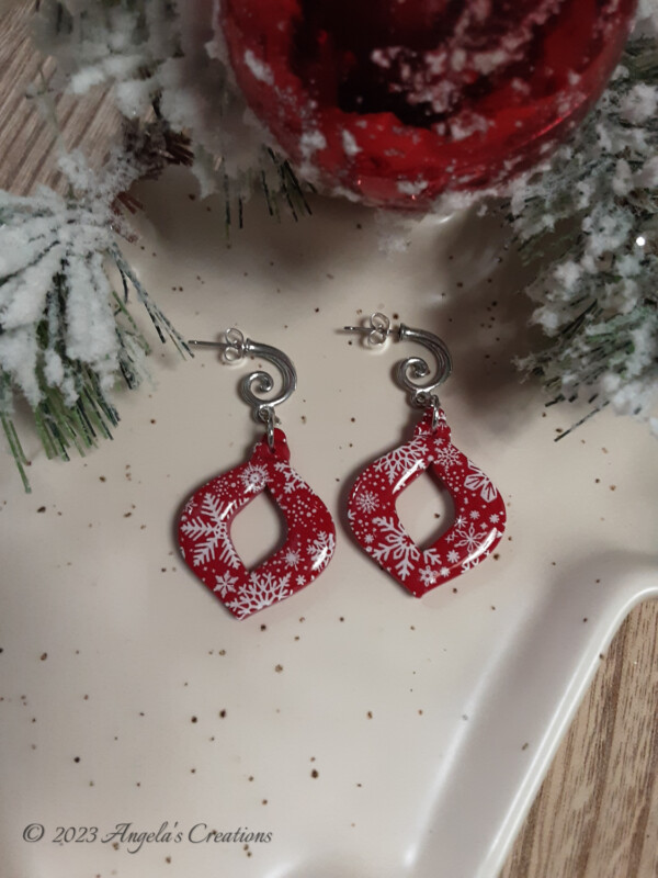 Red Christmas Ornament Dangle Earrings - 7056