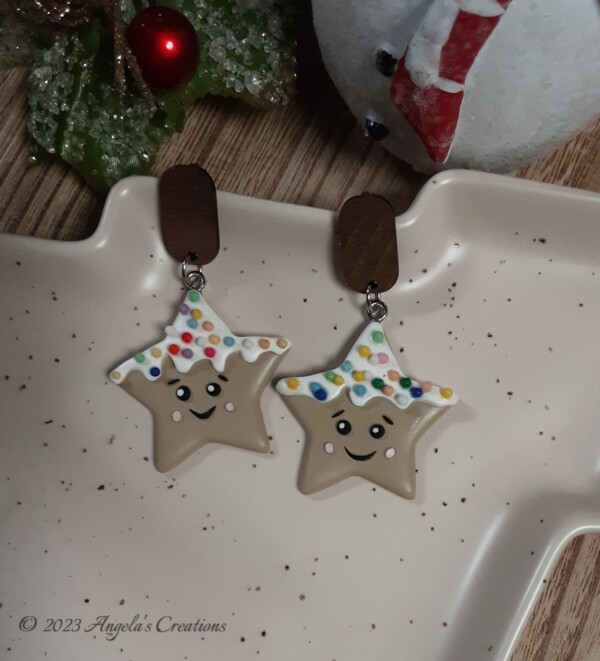 Tan Happy Snow Star Dangle Earrings - 7099