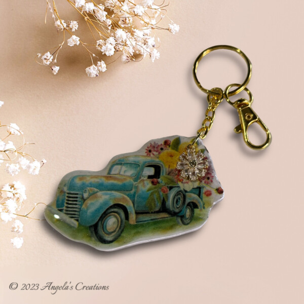 VintageFarmTruckKeychain