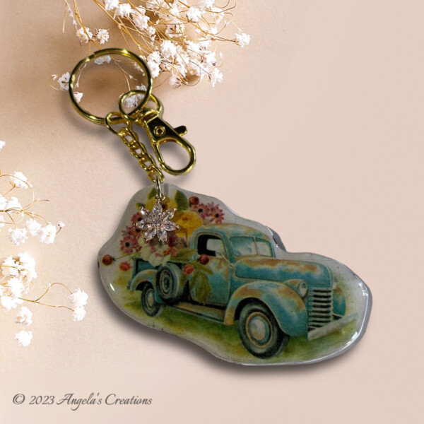 VintageFarmTruckKeychain